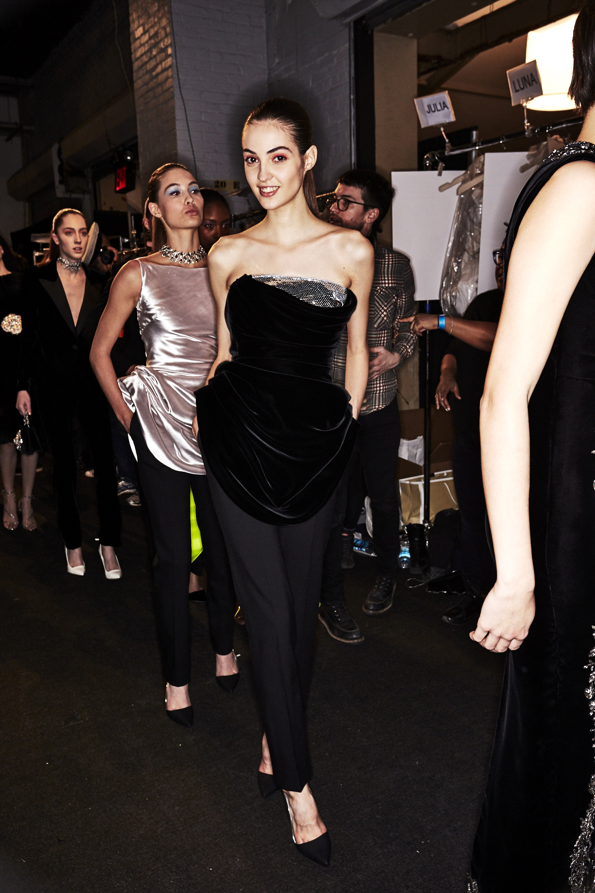 Oscar de la Renta AW1718 Fashion Show New York Backstage