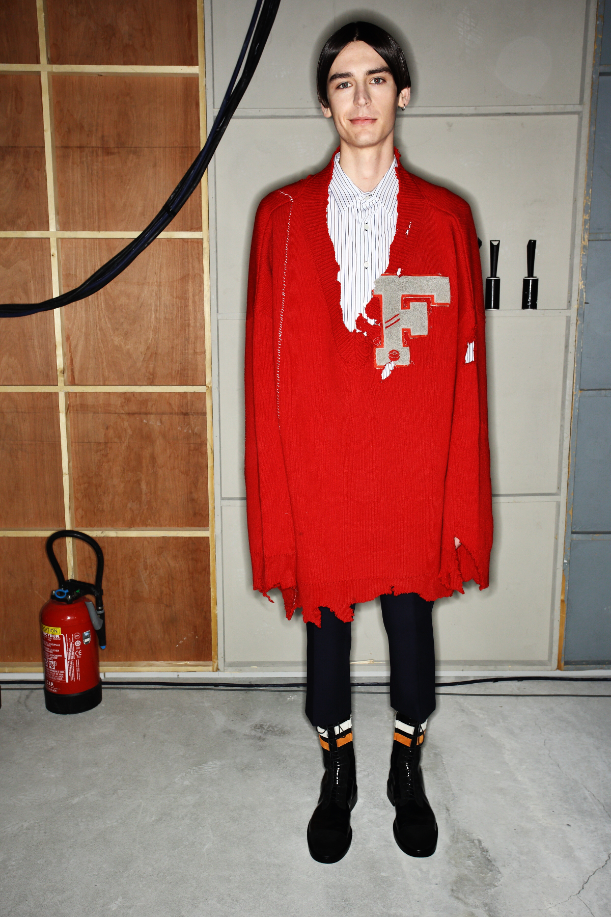 Raf Simons Fall 16 Men Fashion Show Paris Backstage