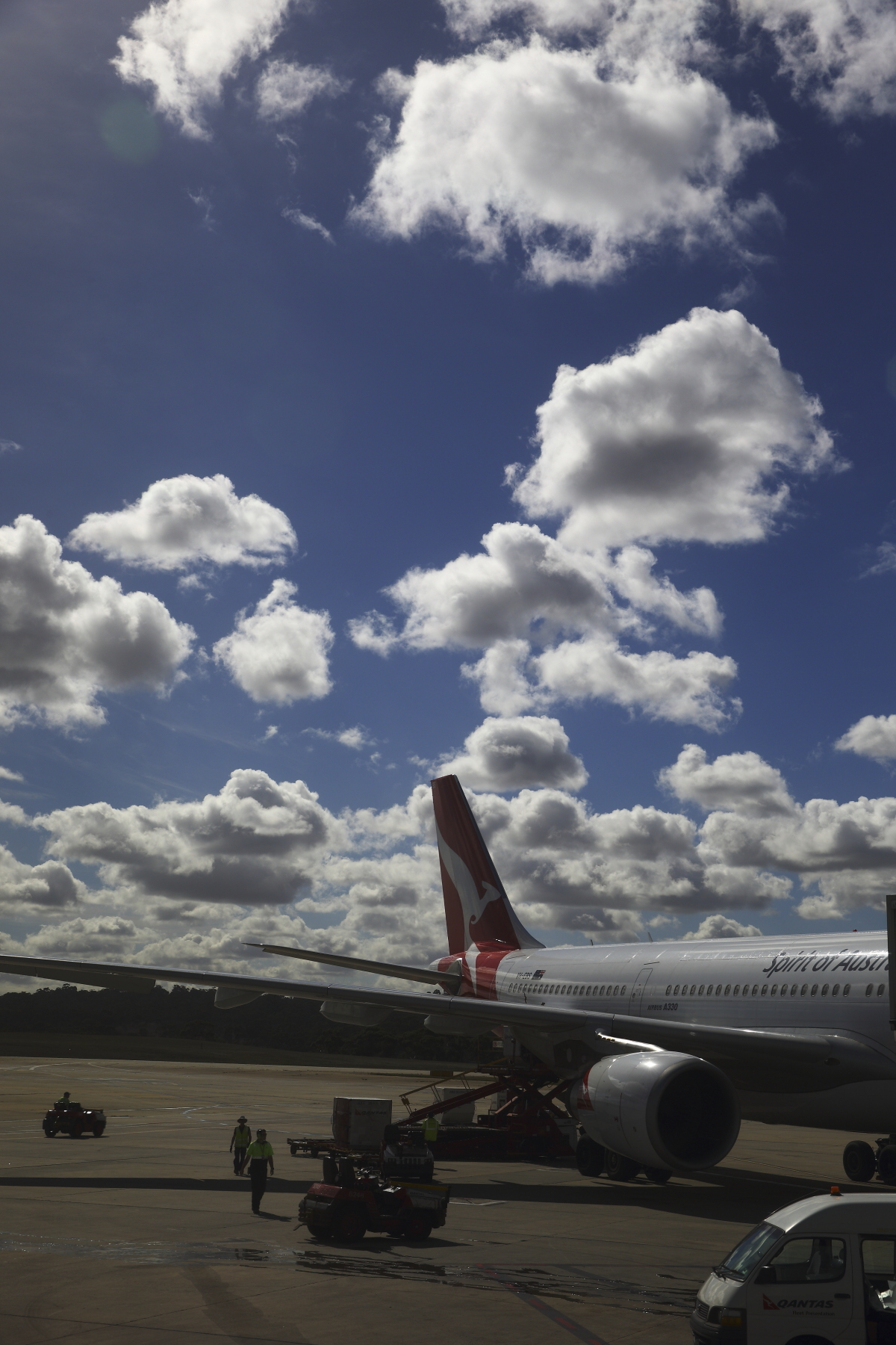 Melbourne > Sydney QF 426