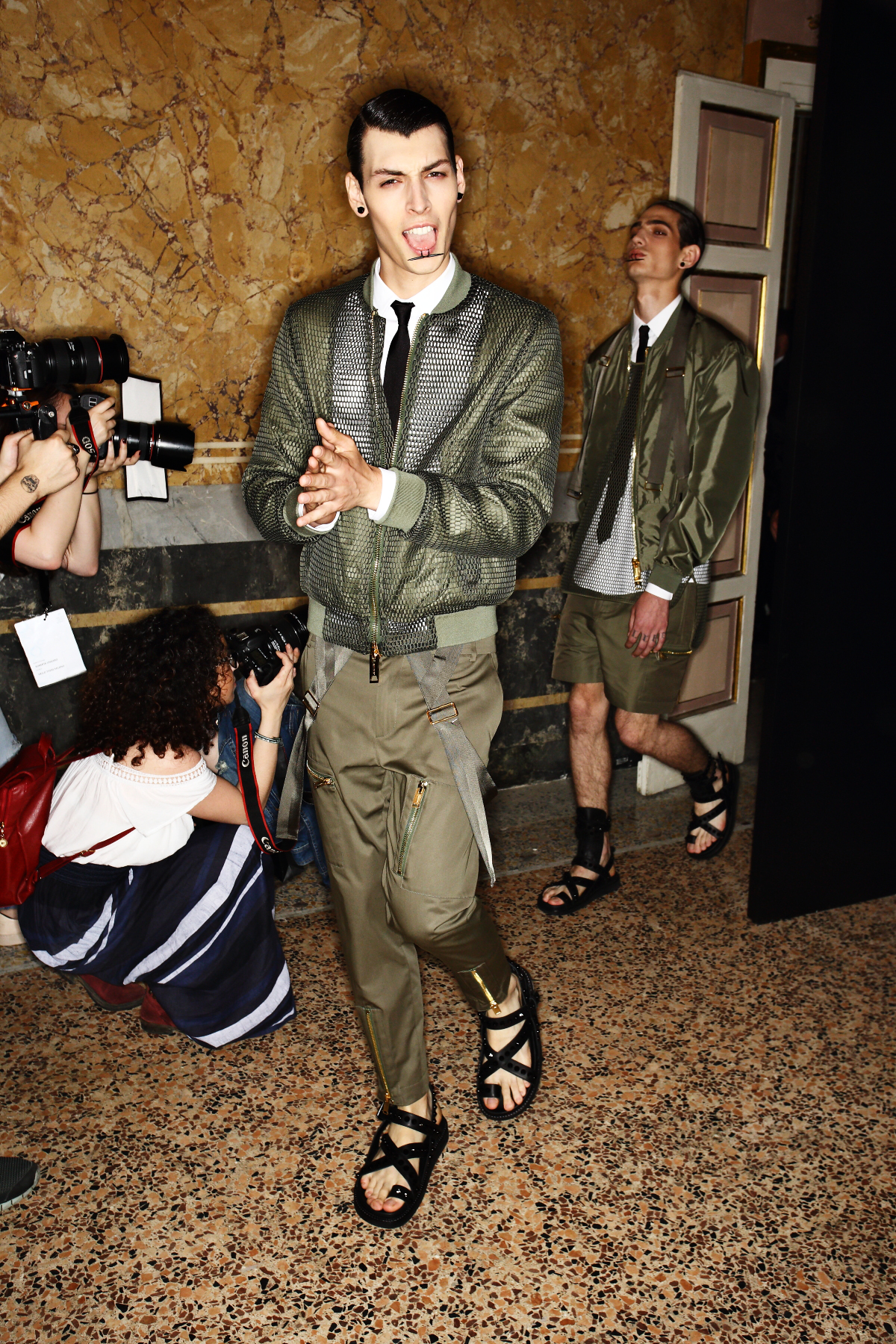 Les Hommes SS17 Men Fashion Show Milan Backstage