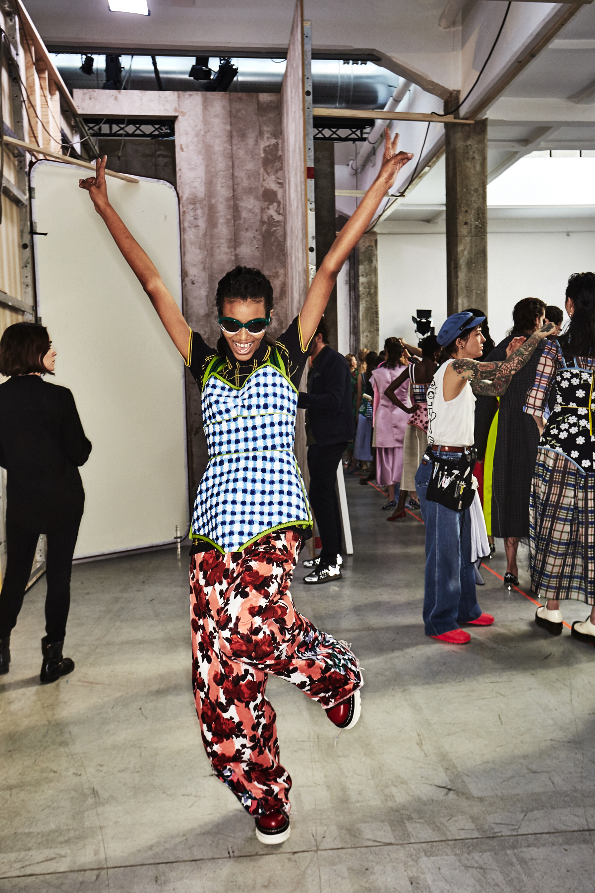 Marni Ss18 Fashion Show Milan Backstage