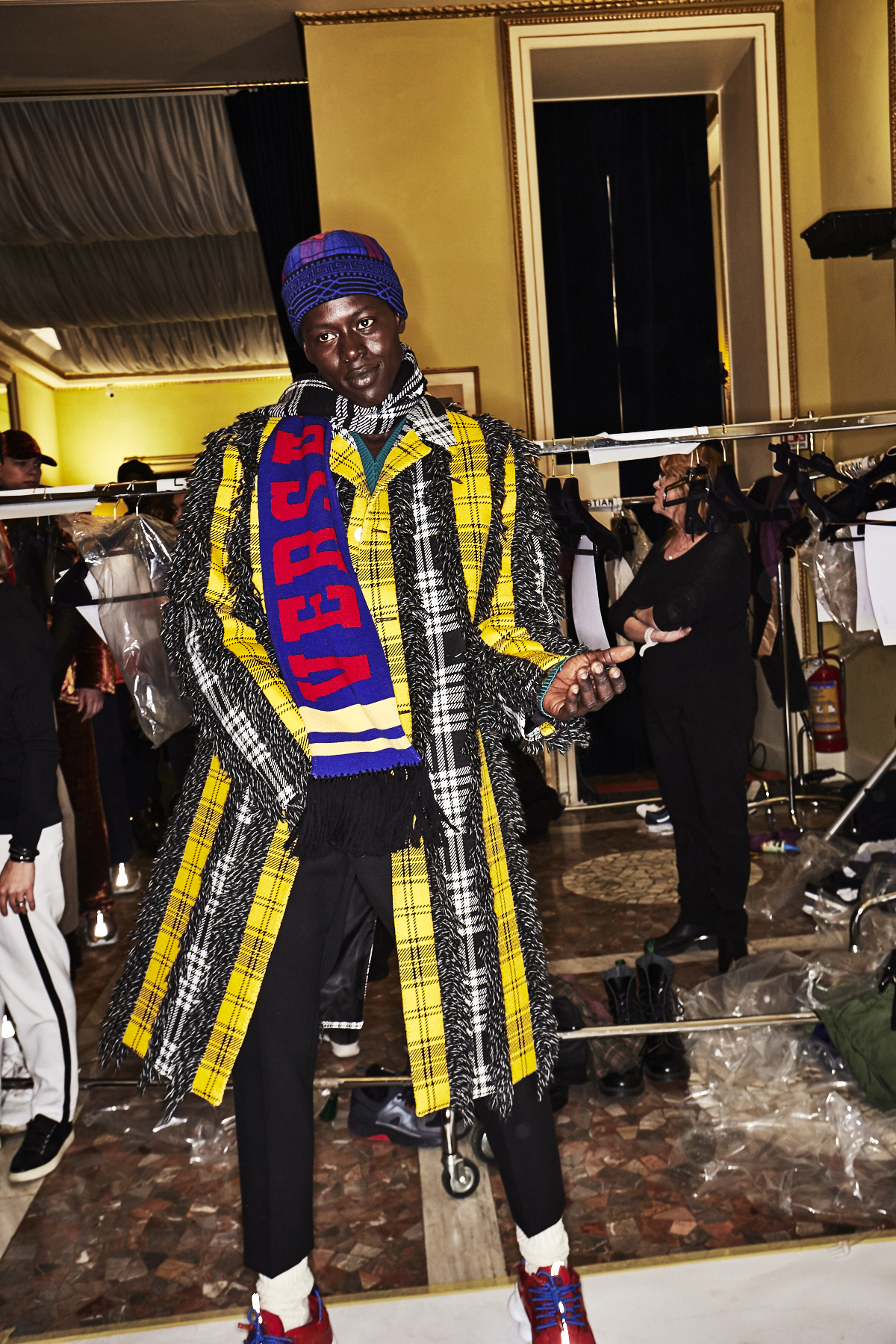 Versace AW1819 Men Fashion Show Milan Backstage