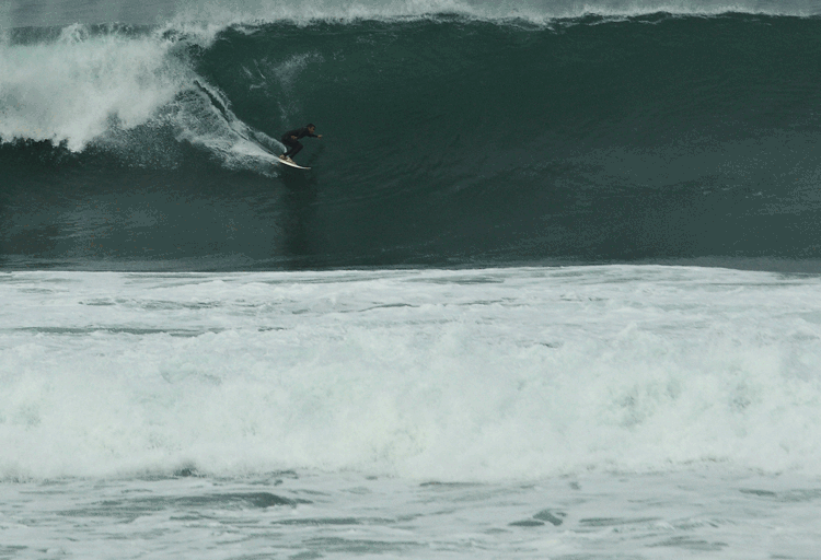 Awesome Barrel at North Avalon