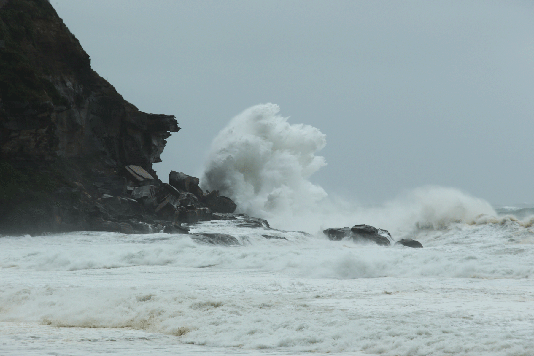 Шторм шквал ураган. Море, волны. Бушующий океан. Сильные волны на море. Ветер 6 метров