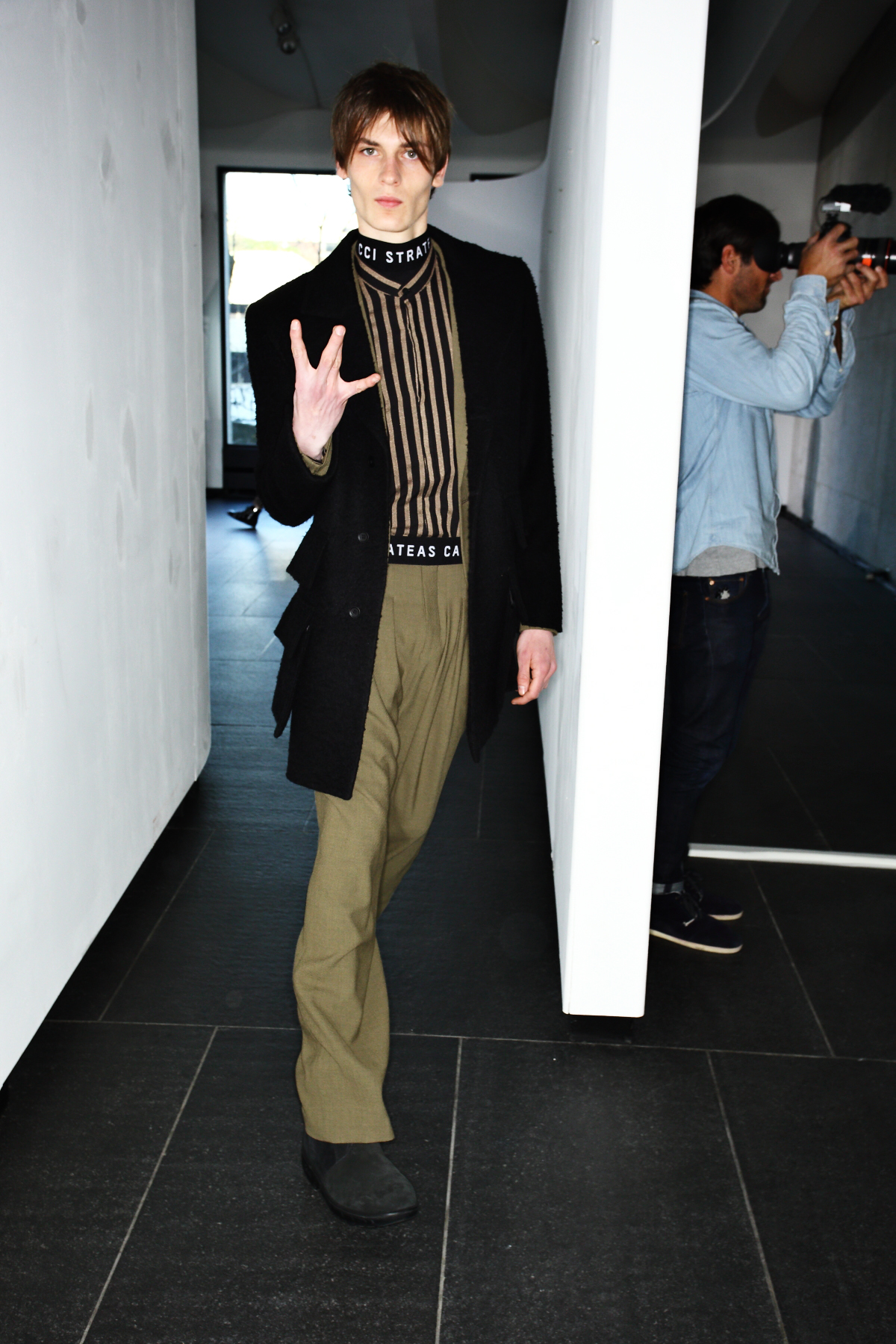 Sonny Vandevelde - Strateas Carlucci Fall 16 Men Fashion Show Paris ...