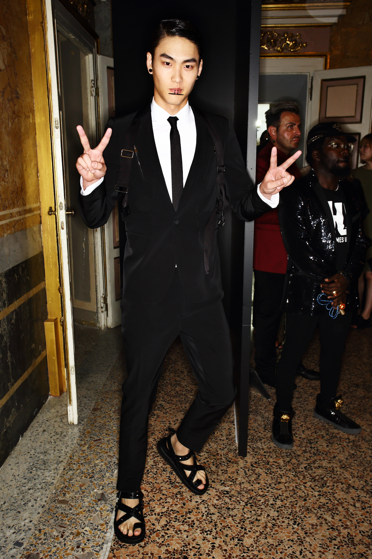 Sonny Vandevelde - Les Hommes SS17 Men Fashion Show Milan Backstage